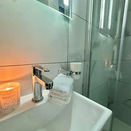 St Julians Brand New Apt2 *
